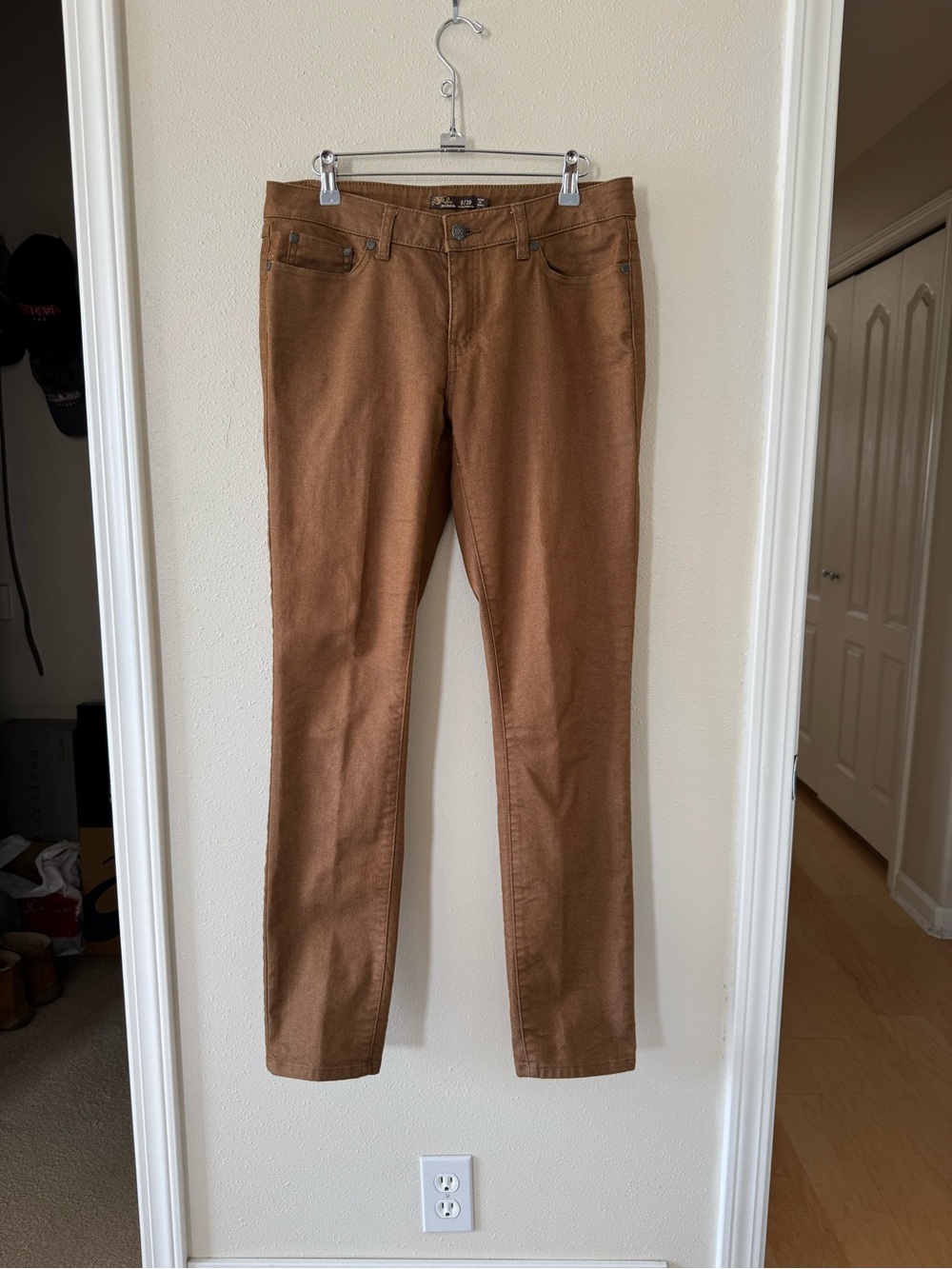 Women's Sz 8 Prana Brown Pants Inseam 31.5